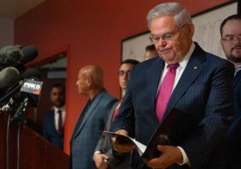 Can Indicted Bob Menendez Be Expelled from the Senate If He Doesn't Resign?